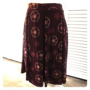 Lovely Madison style skirt by LuLaRoe
